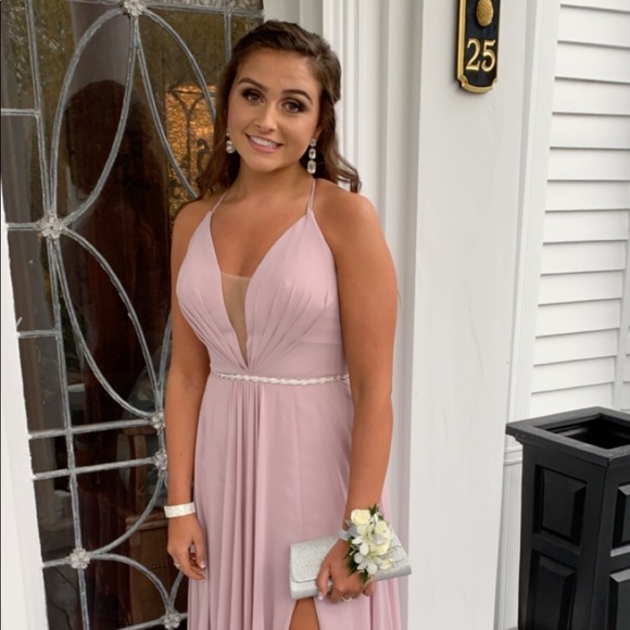 Meet your Posher, Olivia - Picture 1 of 1